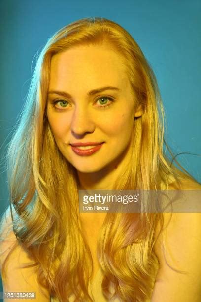 2 648 photos et images haute résolution de Deborah Ann Woll